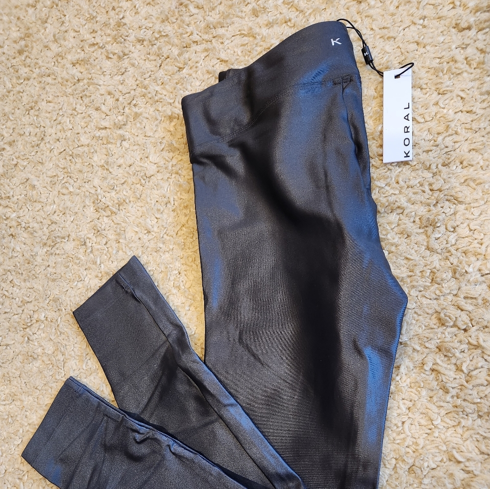 NWT Koral leggings